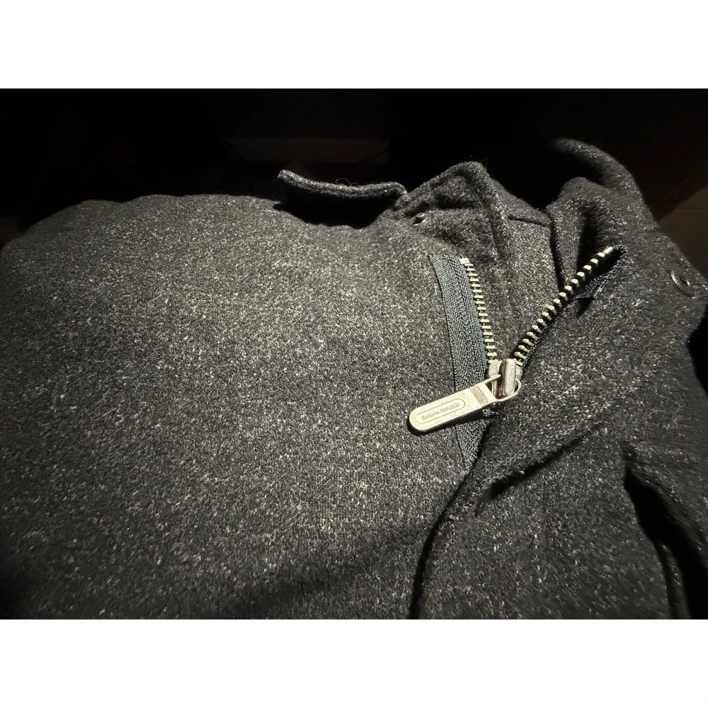 Banana Republic Cabinwear Shirt Jacket Mens Large Charcoal Solid Wool Blend Zip